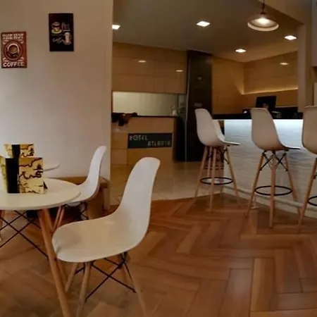 Atlanta Hotel 2*